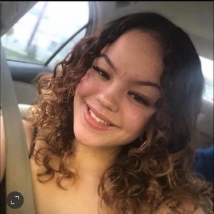 Meet your Posher, Kaya